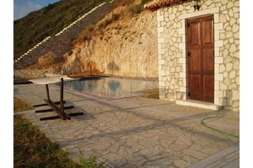 Griechenland Chata Agios Nikitas, Exterieur